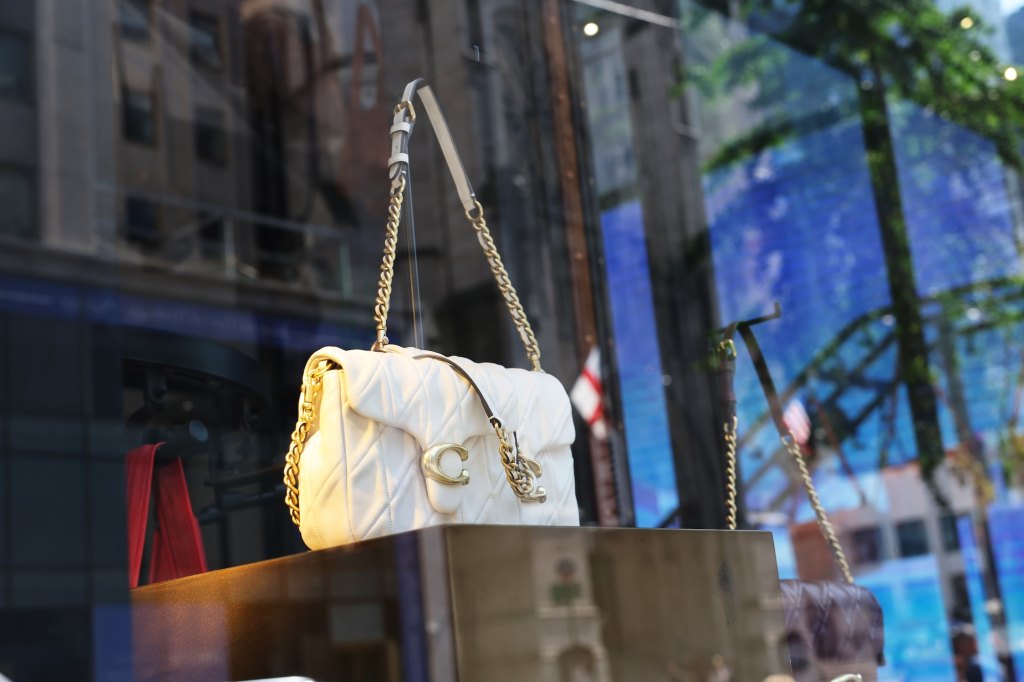 The Surprising Brand Strategy Reeling Gen Z Back to Malls — And Why It’s a Game-Changer for Retail Fitness