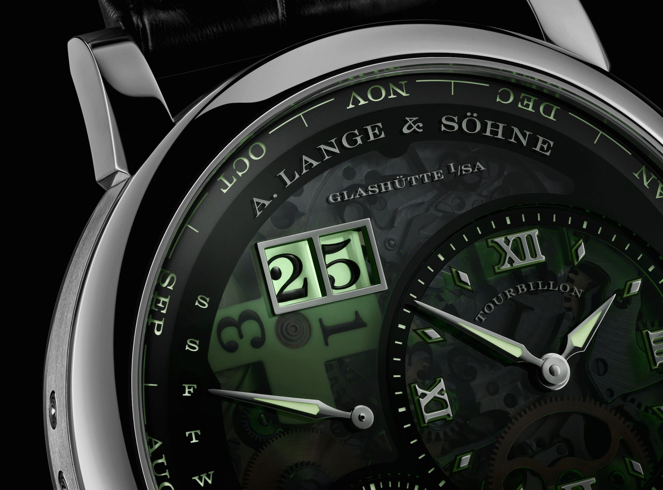 These 5 Transparent Watches Are Shaking Up 2026 – You Won’t Believe What’s Inside!