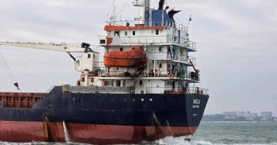 Black Sea Chaos: Russian Strikes on Ukrainian Cargo Ships Signal Shocking New Risk for Global Trade—What Investors Must Know Now