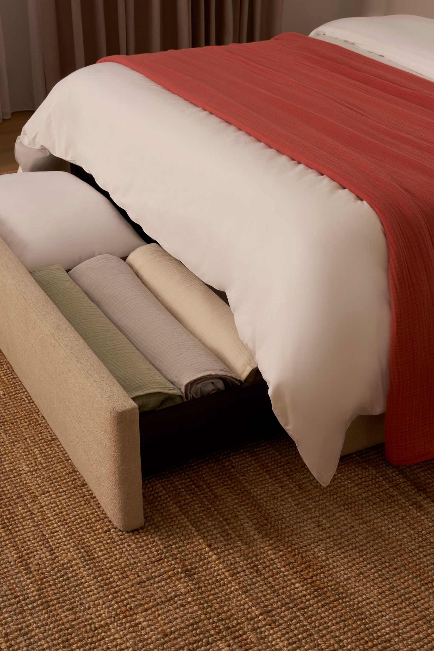 This Storage Bed Is Changing the Game – Practicality Meets Jaw-Dropping Style You Didn’t See Coming!