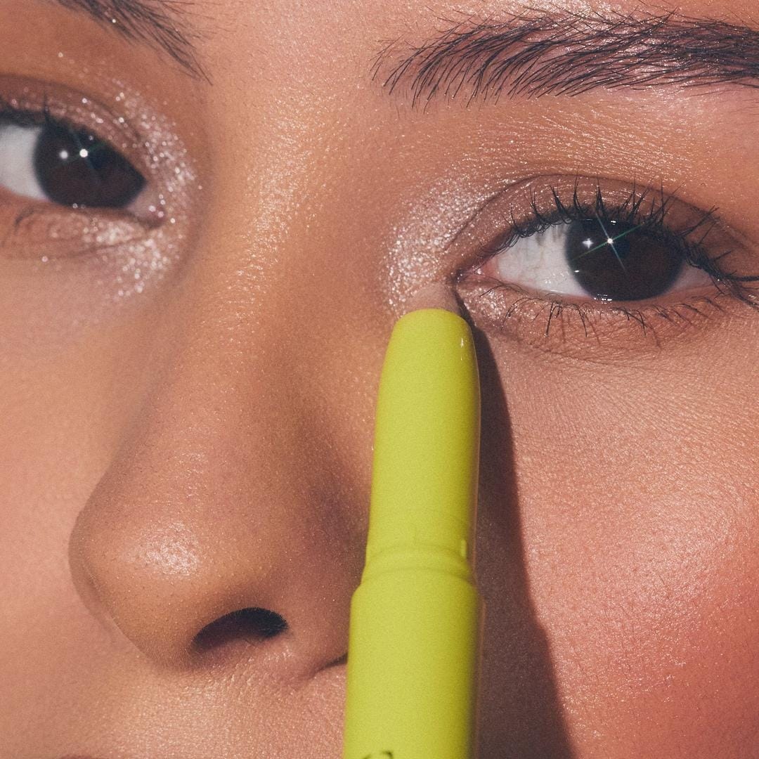 Unlock the Secret Glow: 10 Highlighters That’ll Transform Your Eyes and Boost Your Confidence Instantly