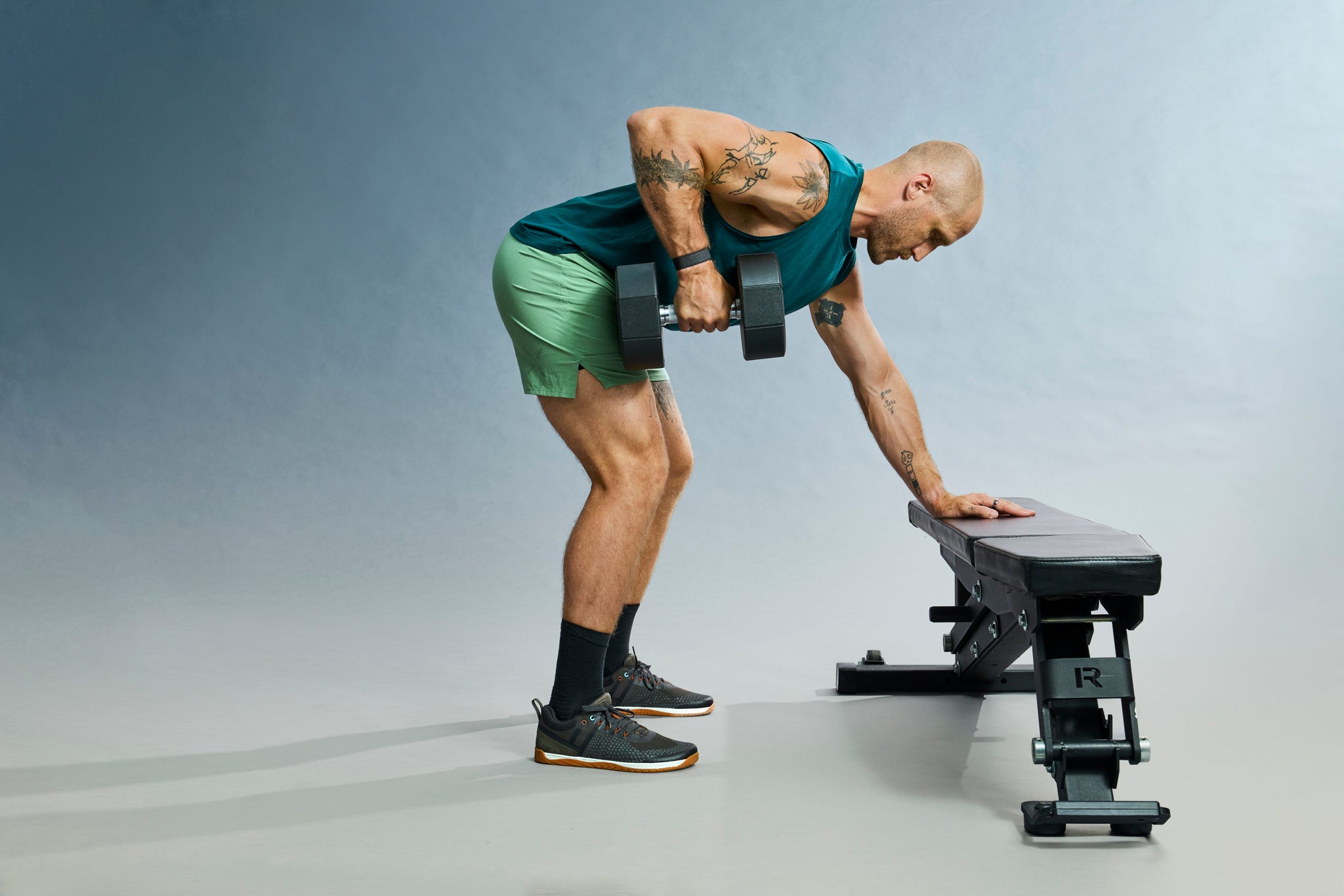 Unlock the Secret to Dumbbell Rows That Will Skyrocket Your Back Gains – Are You Doing It Wrong?