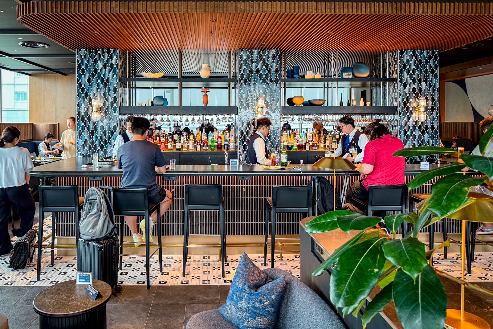 Unlock the Secret VIP Perks of These 4 Airport Lounge Credit Cards—Are You Missing Out?