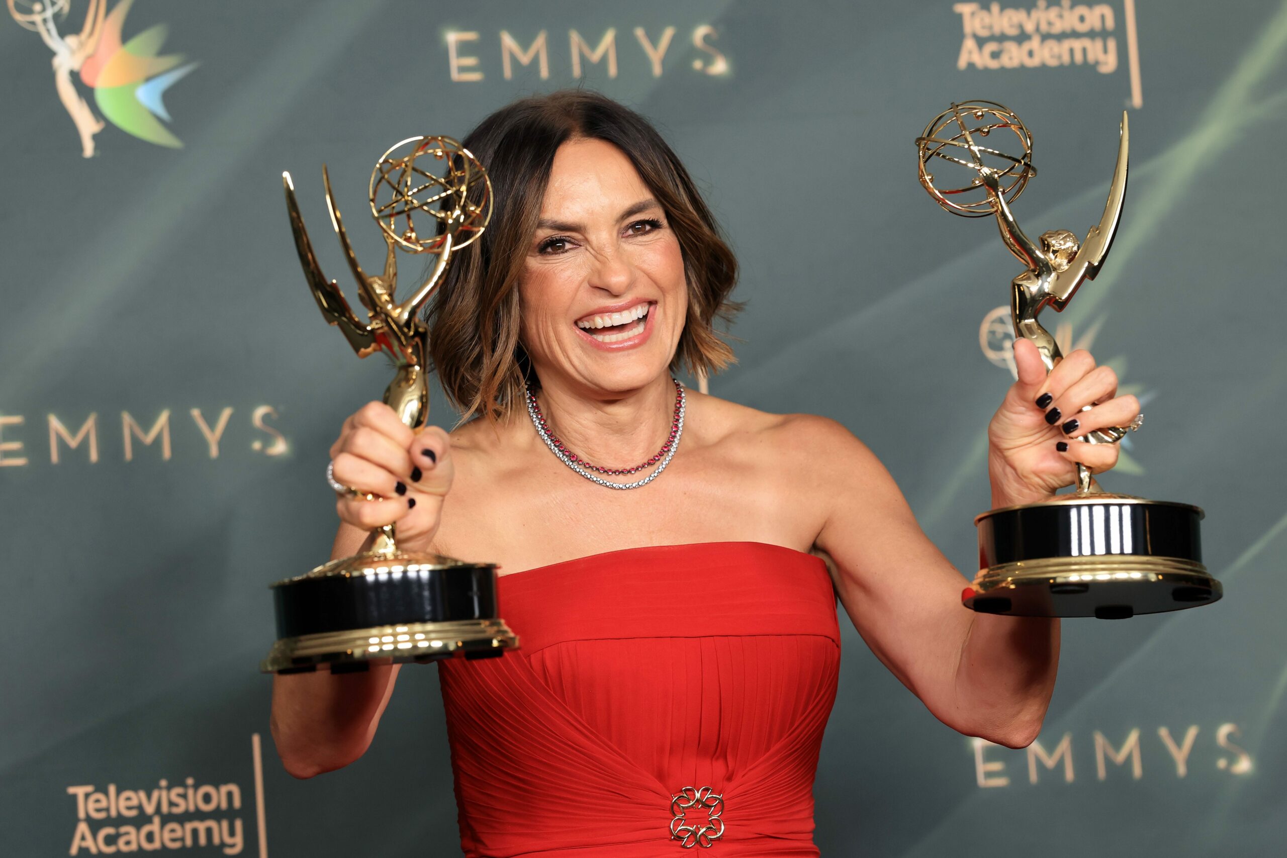 Unlock the Ultimate Streaming Hacks to Catch Every Jaw-Dropping Moment of Tonight’s Primetime Emmys—Don’t Miss Out!