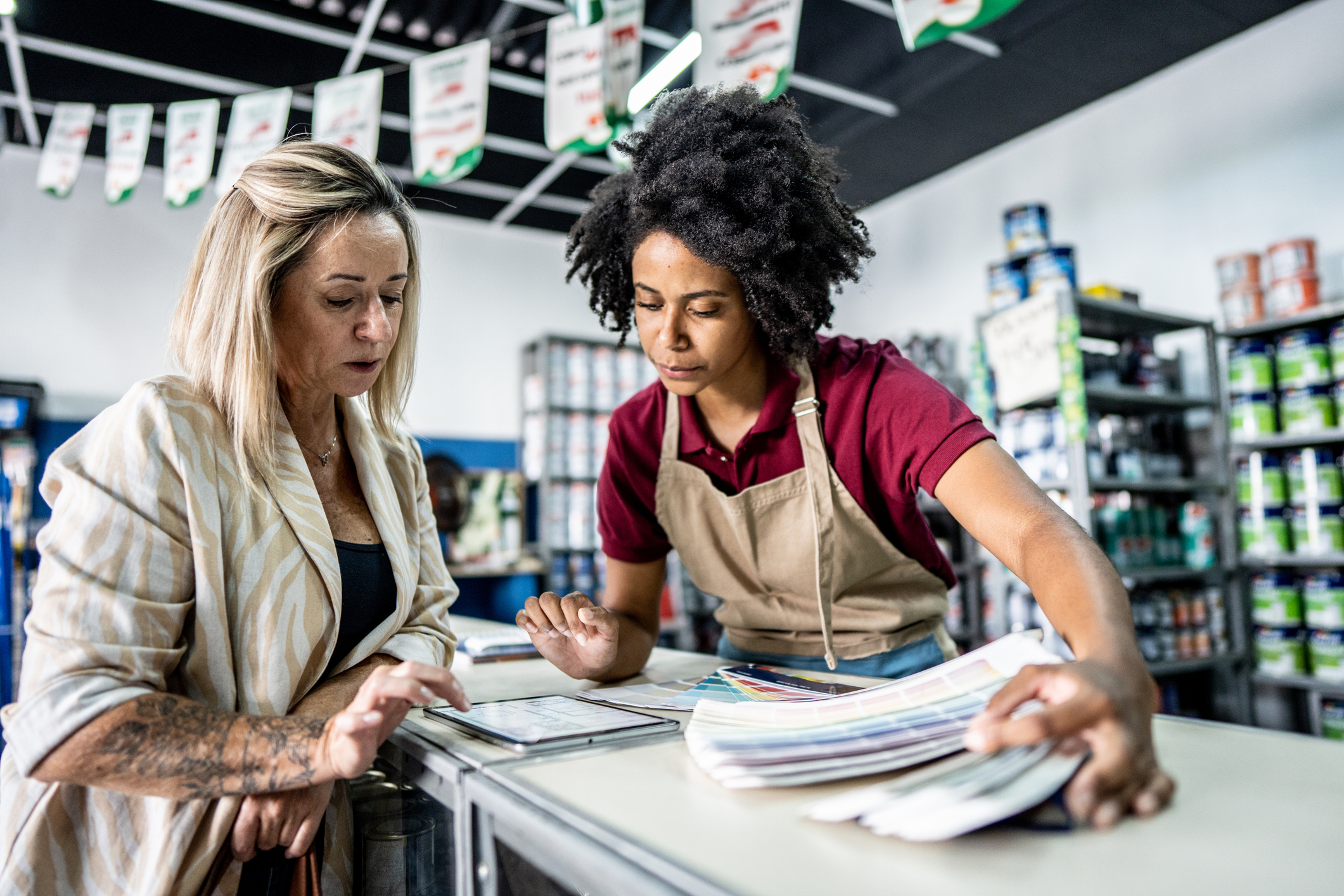 Why Pushing Sales is Killing Your Business (And What Top Entrepreneurs Do Instead to Win Customers for Life)