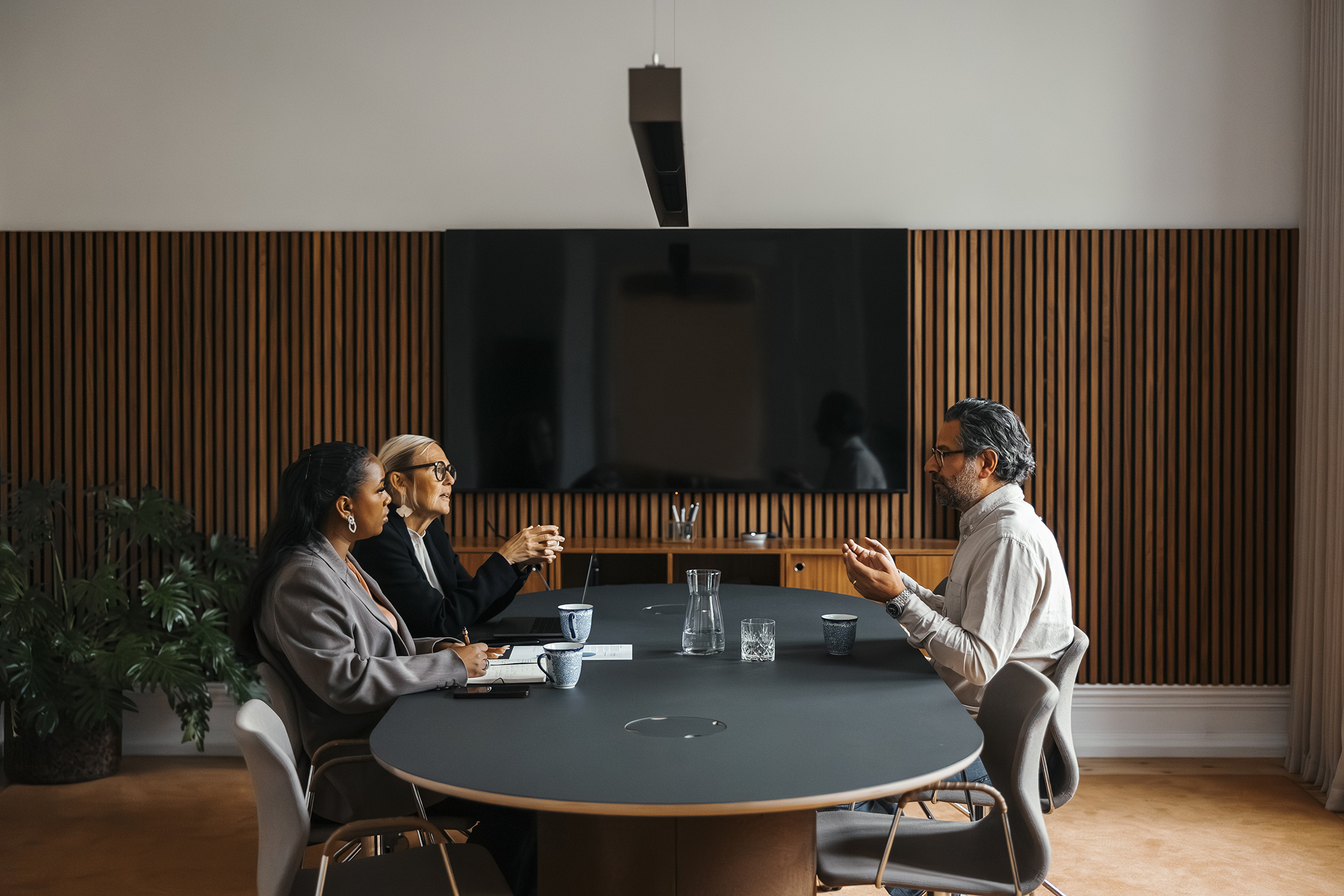 Why Your So-Called “Leadership Instincts” Are Silently Sabotaging Every Job Offer You Chase—And How to Fix Them Before It’s Too Late