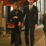 Jennifer Lawrence’s Fiery Red Ombré Bag: The Unexpected Fashion Move That’s Turning Heads and Breaking All the Rules