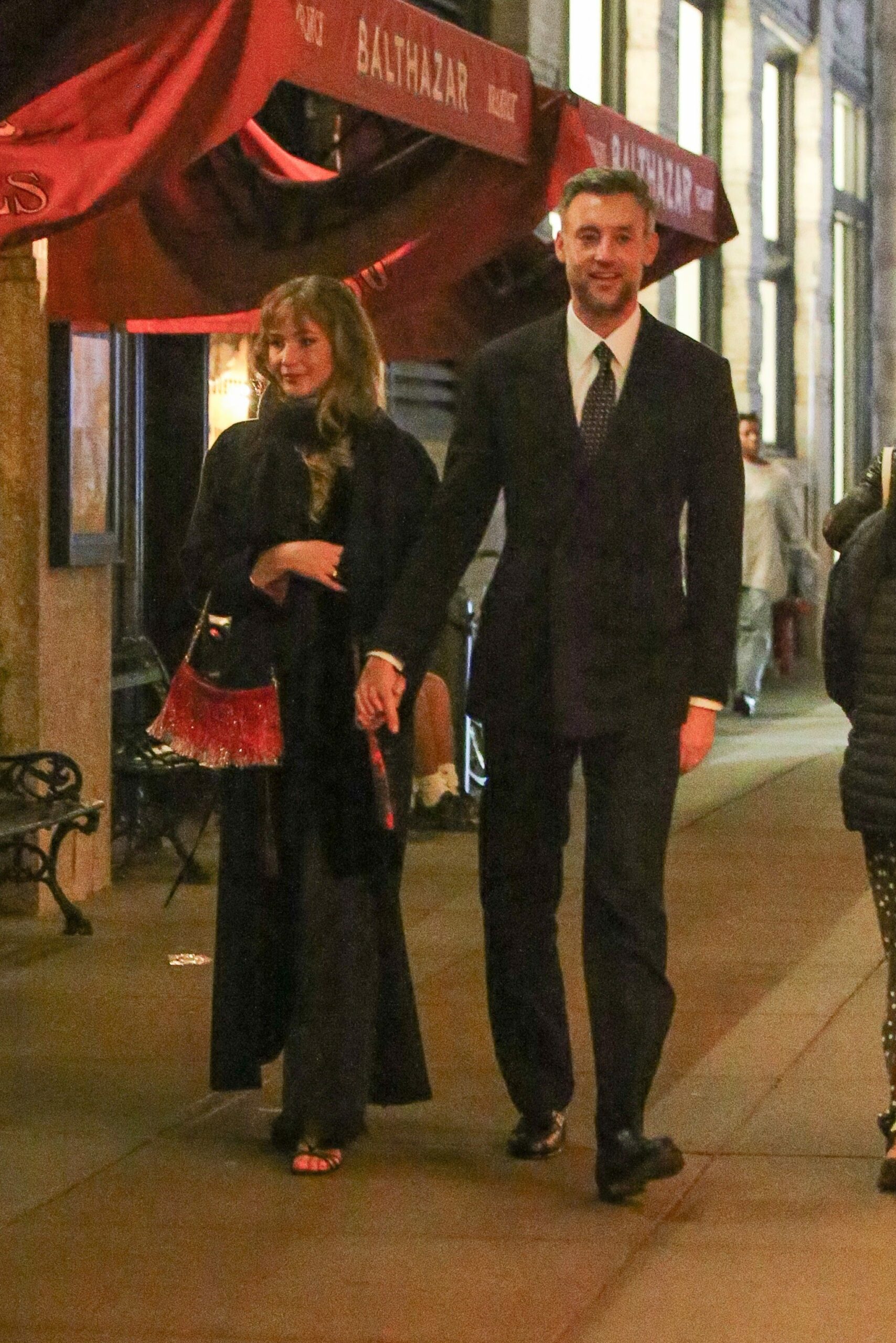 Jennifer Lawrence’s Red Ombré Bag: The Bold Power Move Turning Heads on Date Night—What You Need to Know to Elevate Your Style Game Now!
