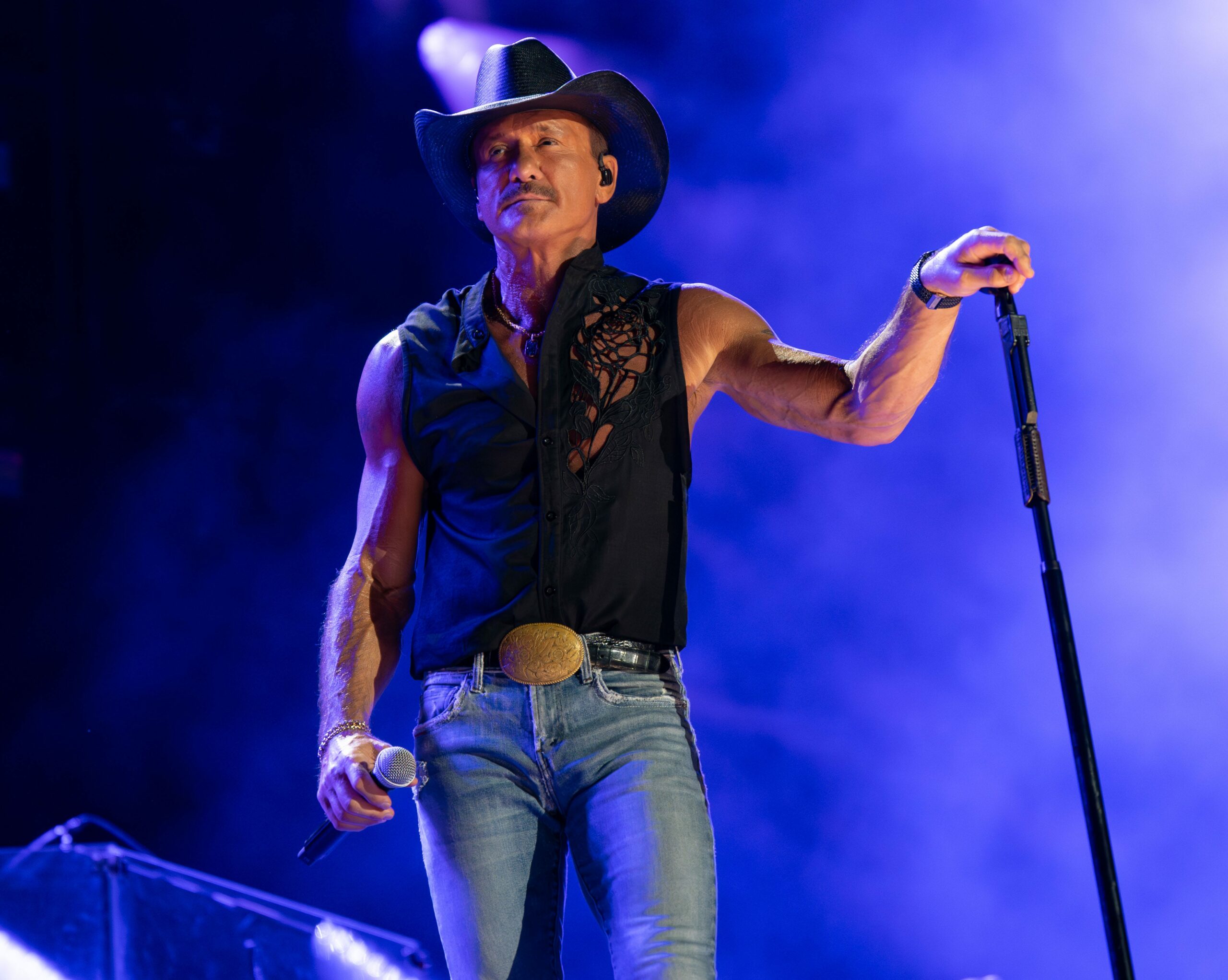 Tim McGraw’s Surprising Secret to a Lasting Marriage That Even Fitness Gurus Swear By