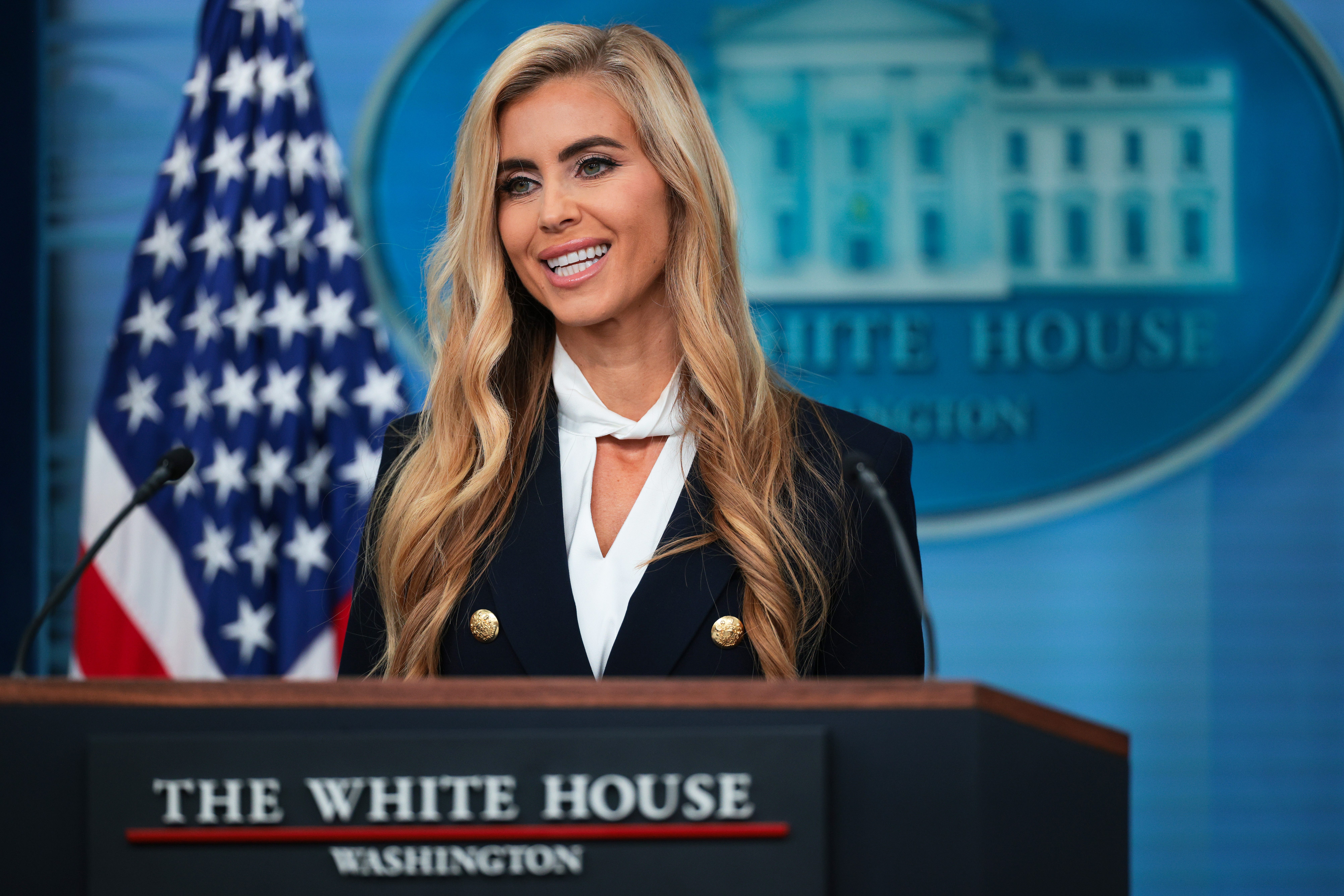 Trump’s New Press Secretary Debut: Epic Fail or Strategic Masterstroke? Find Out What Went Wrong Behind the Scenes!