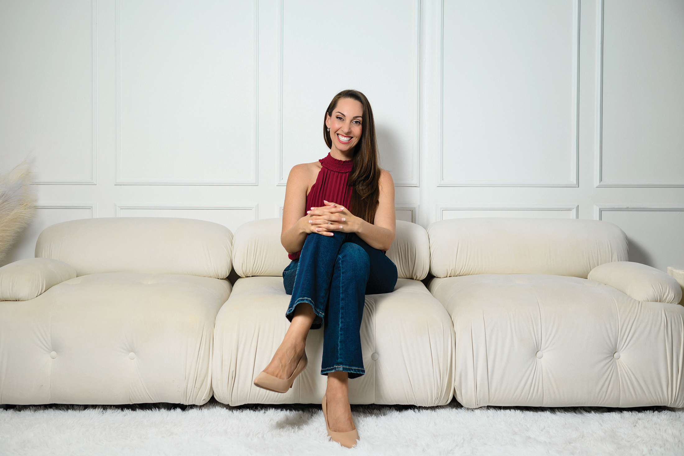 Unlock Instant Charm: The 5 Phrases Top Entrepreneurs Swear By to Win Anyone Over—Are You Saying Them Yet?