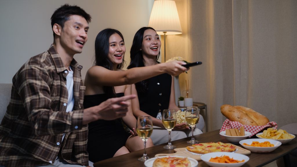 Unlock the Secret to Epic Watch Parties That Crush Your Budget and Leave Everyone Talking!