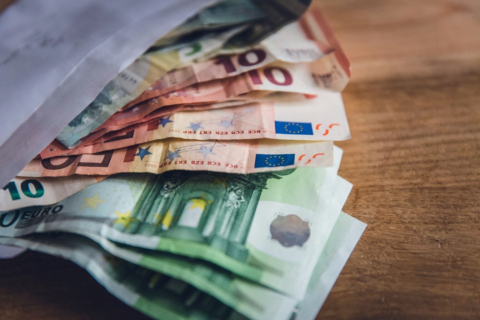 Unlock the Secret Weapon Every Global Entrepreneur Must Master to Protect Profits from Currency Chaos